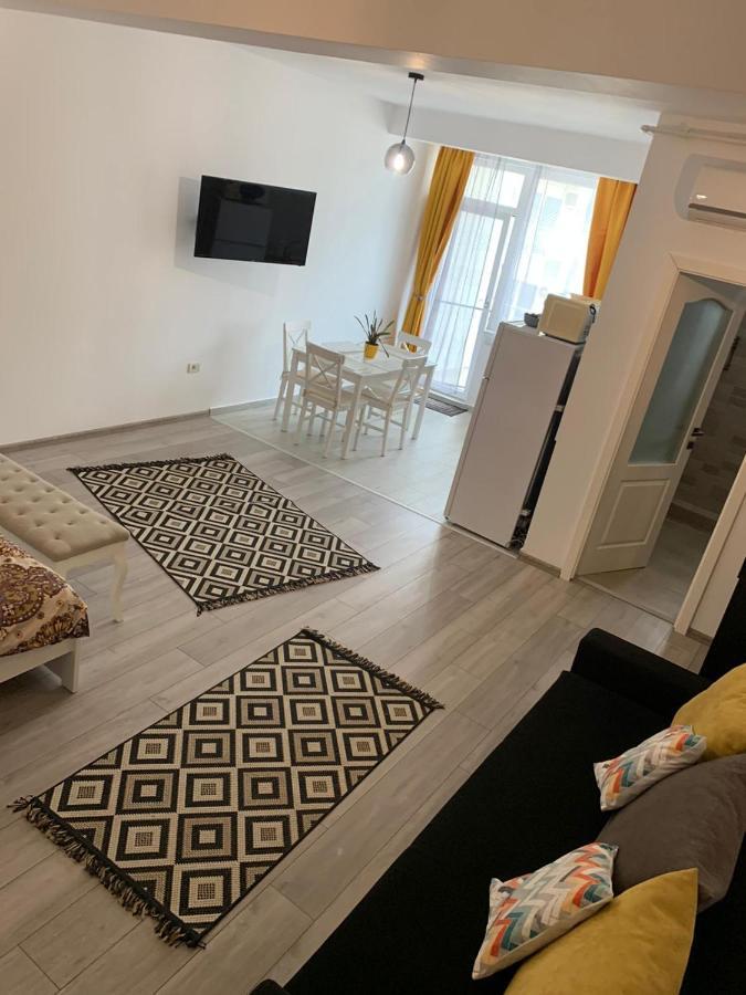 Garsoniera De La Mare Appartement Năvodari Buitenkant foto
