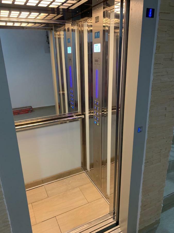 Garsoniera De La Mare Appartement Năvodari Buitenkant foto