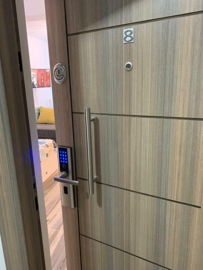 Garsoniera De La Mare Appartement Năvodari Buitenkant foto